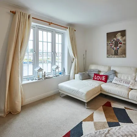 Host & - Riverrun Apartamento Whitby